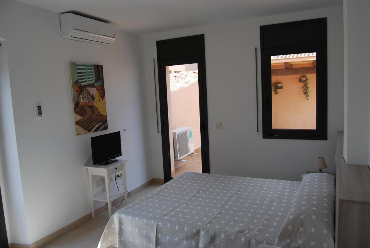 Apartaments Fonda Comerc Torroella de Montgrí Екстериор снимка