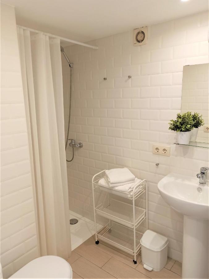 Apartaments Fonda Comerc Torroella de Montgrí Екстериор снимка